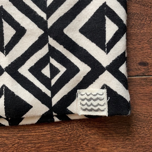 Brand New Billabong Mini Skirt - Picture 2 of 5